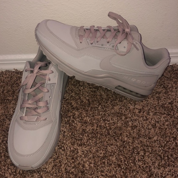 AirMax - Picture 1 of 3